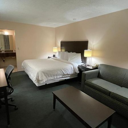 Slumber Inn Harrisonville Екстериор снимка